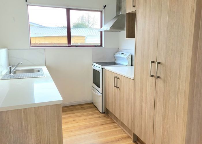  at 1/9 Waiari Road, Conifer Grove, Papakura, Auckland
