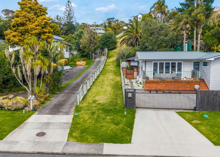  at 32 Awaruku Road, Torbay, North Shore City, Auckland