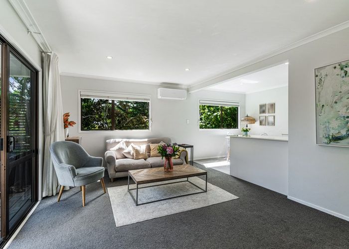  at 1/22 Derwent Crescent, Titirangi, Auckland