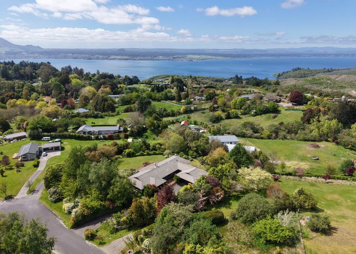  at 14 Glen Mohr, Acacia Bay, Taupo, Waikato