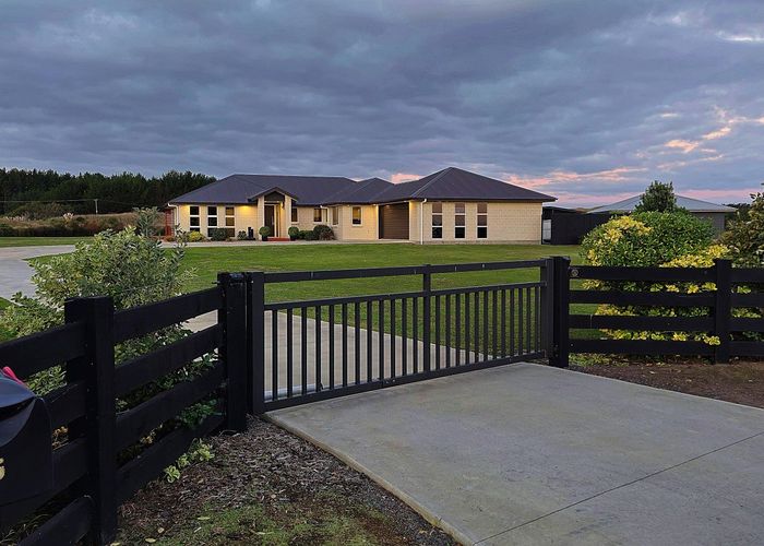  at 15 Carex Grove, Foxton Beach, Horowhenua, Manawatu / Whanganui