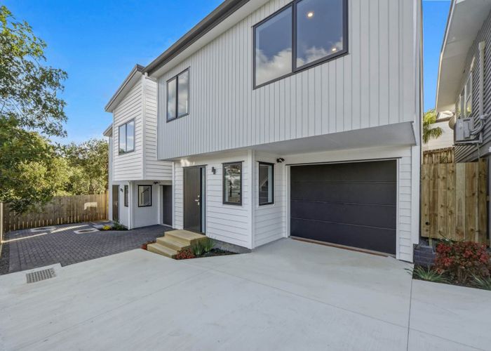  at 79C Girrahween Drive, Totara Vale, North Shore City, Auckland