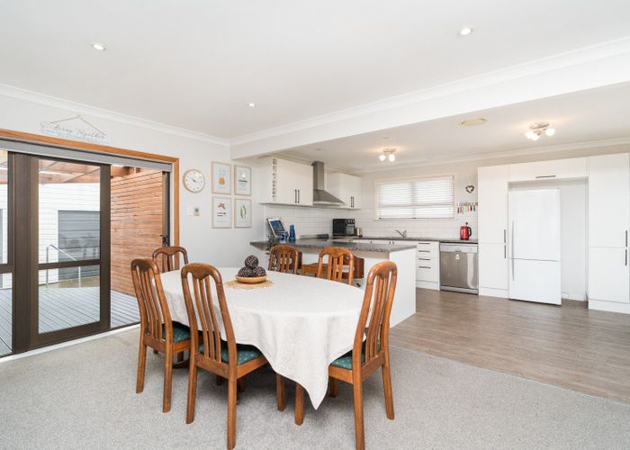  at 14 Pitama Road, Awapuni, Palmerston North, Manawatu / Whanganui