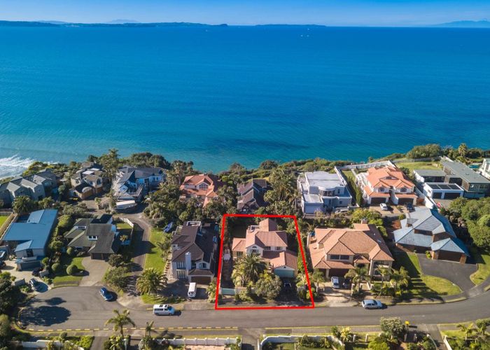  at 19 Gilberd Place, Torbay, Auckland