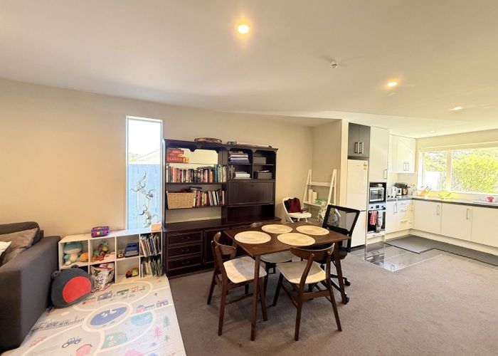  at 6/8-10 Thatcher Crescent, Crofton Downs, Wellington, Wellington