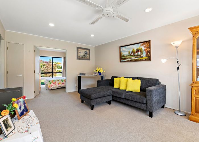  at 5/18 Williams Road, Hobsonville, Waitakere City, Auckland