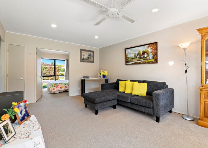  at 5/18 Williams Road, Hobsonville, Auckland