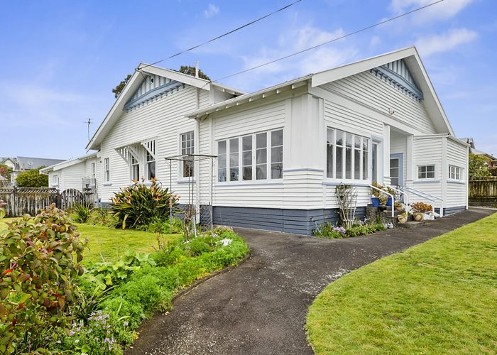  at 17 Barrett Street, Westown, New Plymouth, Taranaki
