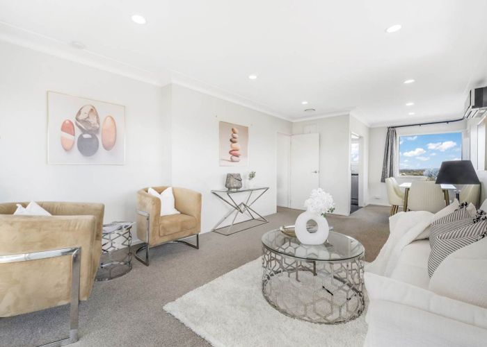  at 4/11 Huapai Street, Onehunga, Auckland