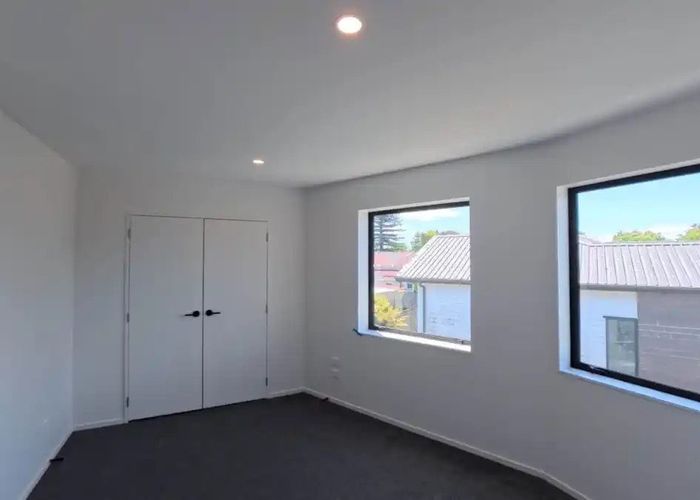  at 7C Titirangi Road, New Lynn, Waitakere City, Auckland