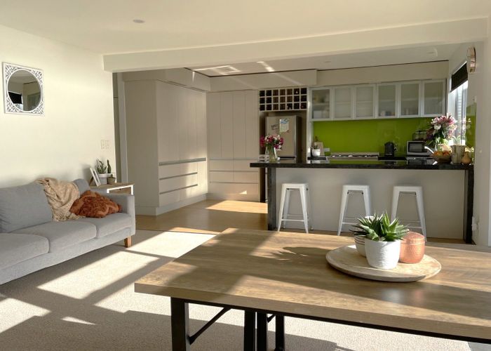  at 29 Marion Street, Macandrew Bay, Dunedin, Otago