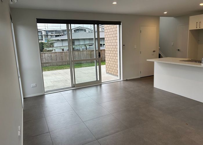  at 7B Yeoman Place, Howick, Manukau City, Auckland