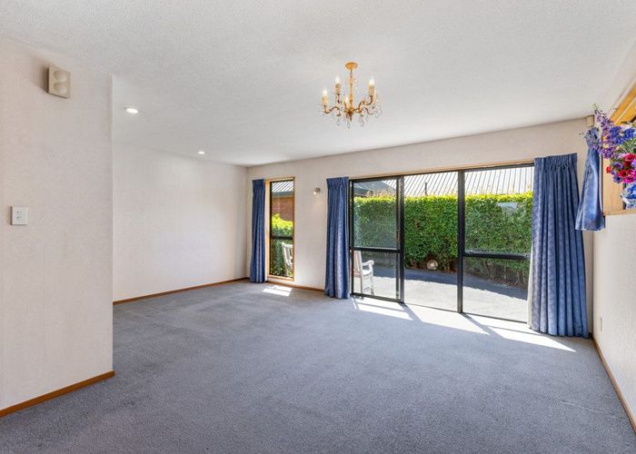  at 1/437 Ilam Road, Bryndwr, Christchurch