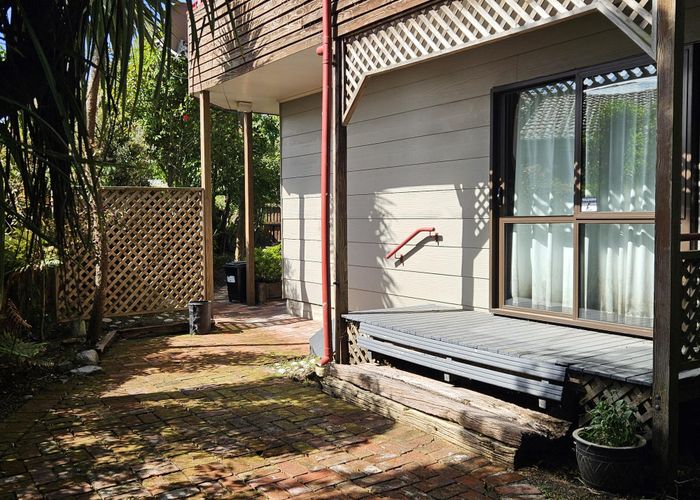  at 2/518 Linwood Avenue, Woolston, Christchurch City, Canterbury