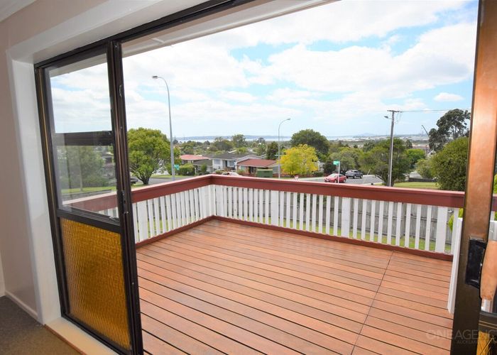  at 125 Mcleod Road, Te Atatu South, Waitakere City, Auckland