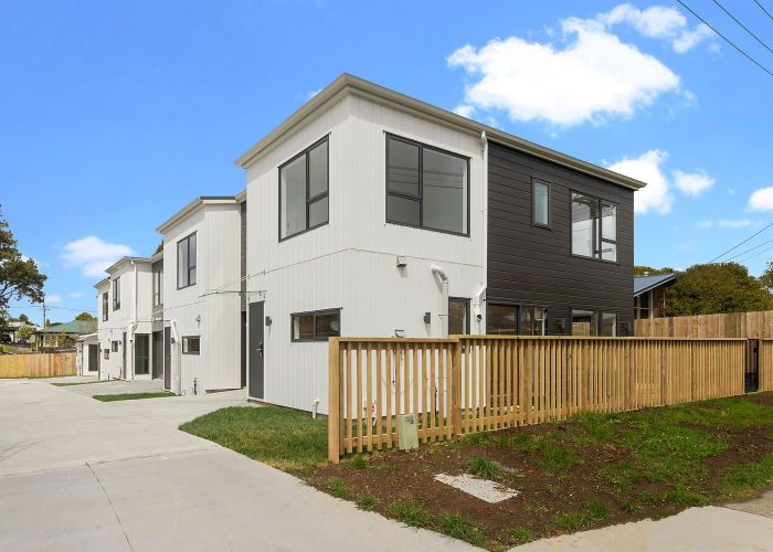  at 7E Mildmay Road, Henderson, Waitakere City, Auckland
