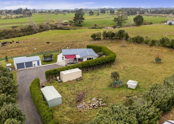  at 325 Richmond Road, Lepperton, New Plymouth
