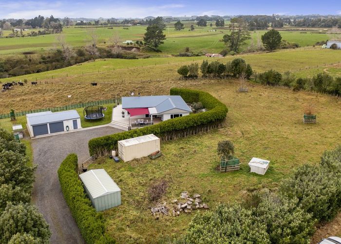  at 325 Richmond Road, Lepperton, New Plymouth, Taranaki