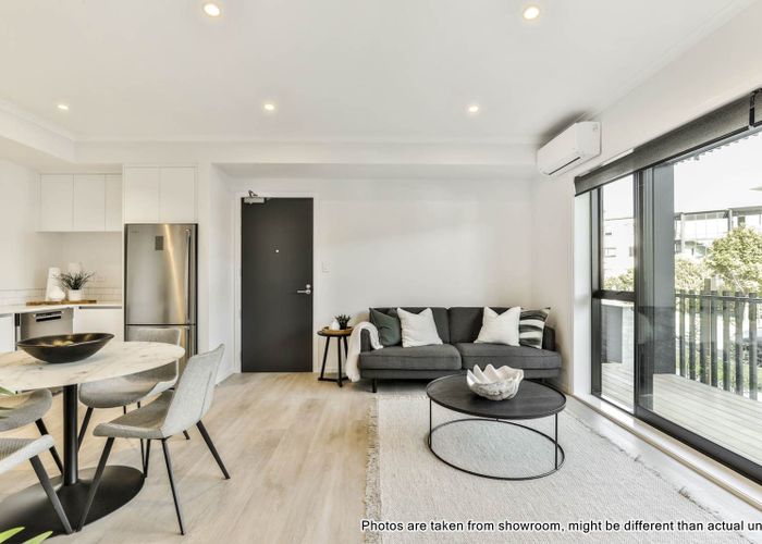  at 102/3 Tiakina Road, Northcote, North Shore City, Auckland