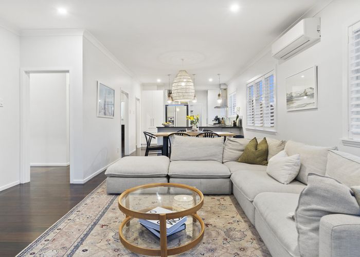  at 54 Alberta Street, Point Chevalier, Auckland City, Auckland