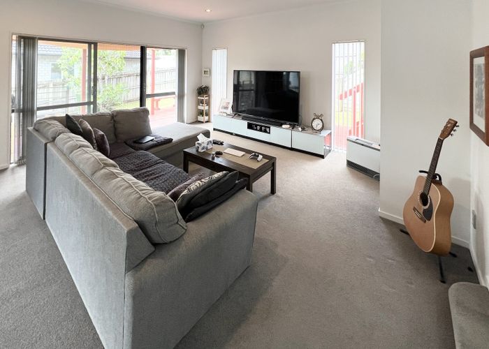  at 22 Mulroy Place, Pinehill, North Shore City, Auckland