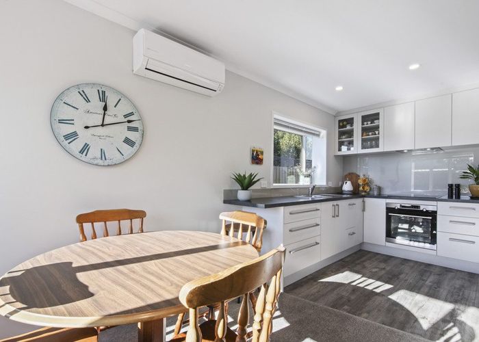  at 2/12 Giles Place, Shirley, Christchurch