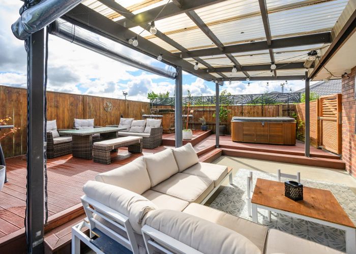  at 7 Medallion Court, Kelvin Grove, Palmerston North