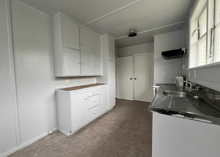  at 1034 High Street, Lower Hutt, Lower Hutt, Wellington