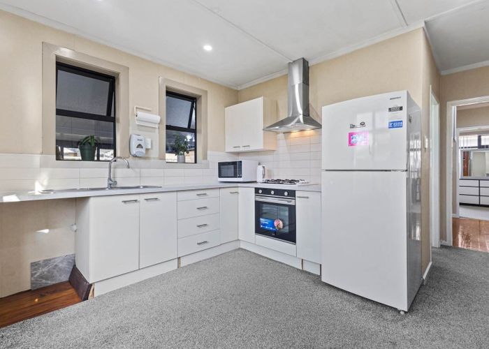  at 48 Albert Street, Otahuhu, Auckland