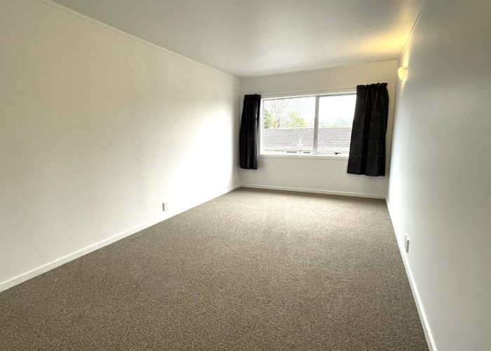  at 2/29 Arlette Place, Massey, Waitakere City, Auckland