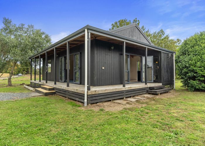  at 16 Eureka Road, Eureka, Hamilton