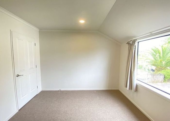  at 1/2 Swan Hill Drive, Glen Eden, Waitakere City, Auckland