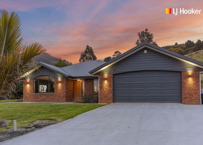  at 54 Fairview Terrace, Sawyers Bay, Dunedin