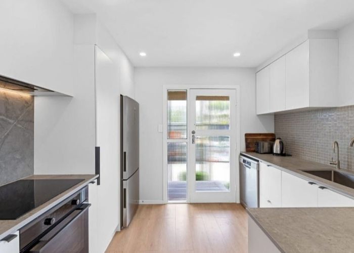  at 3B Paton Ave, Te Atatu South, Waitakere City, Auckland