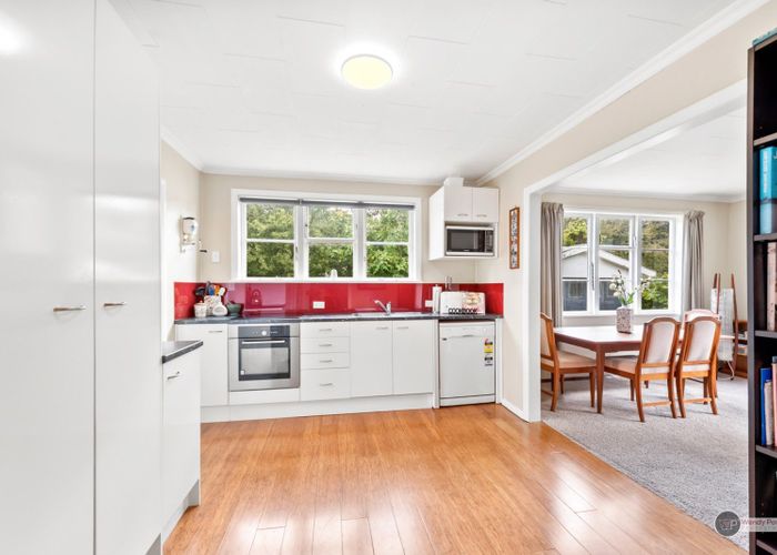  at 31 Lockwood Crescent, Taita, Lower Hutt