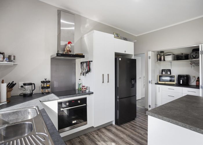  at 72 Lund Road, Katikati