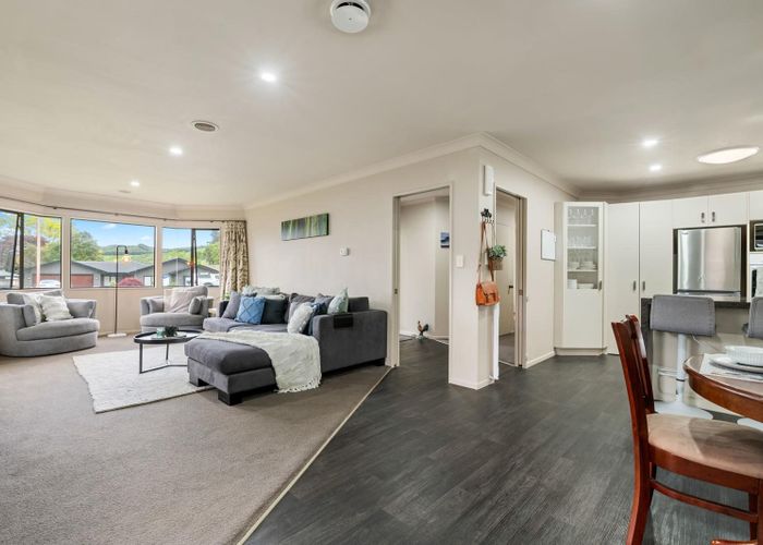  at 6 Caulfield Place, Pukehangi, Rotorua