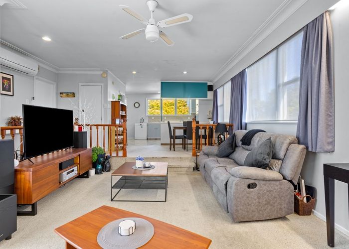  at 34 Blakeborough Drive, Forrest Hill, North Shore City, Auckland