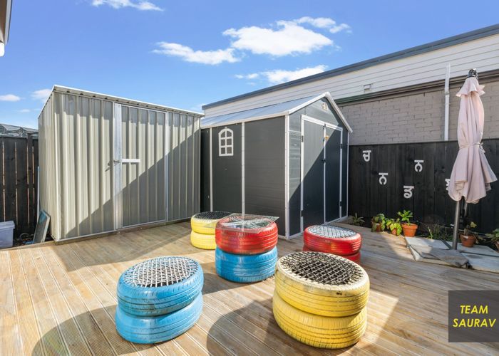  at 6 Combat Street, Papakura, Papakura