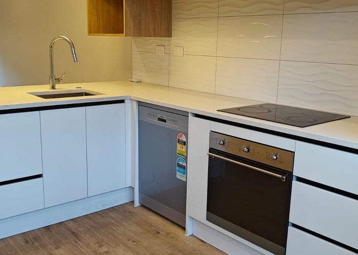  at 5/58 Te Atatu Rd, Te Atatu South, Waitakere City, Auckland