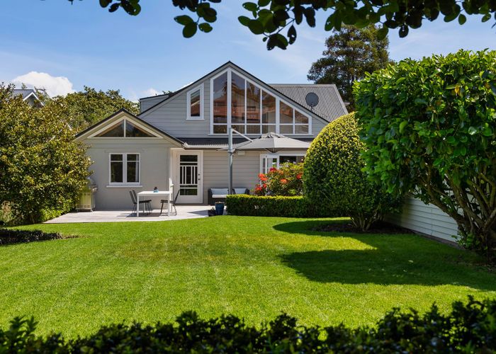  at 27 Grande Avenue, Mount Albert, Auckland