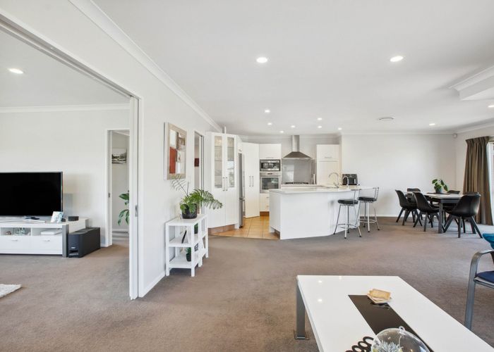  at 6 Aburoc Place, Paraparaumu Beach, Paraparaumu