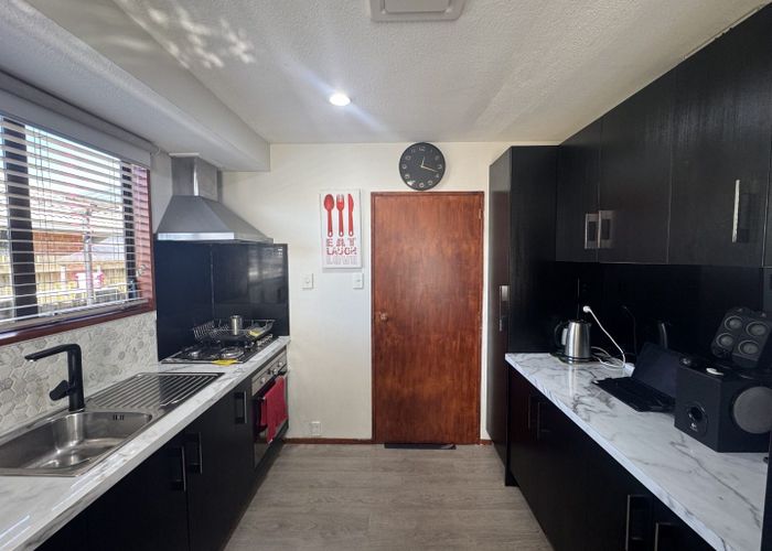  at 7B Dumfries Drive, Hornby, Christchurch City, Canterbury