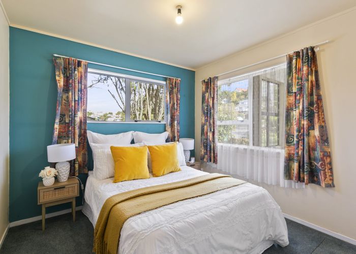  at 35B Cambrian Street, Churton Park, Wellington