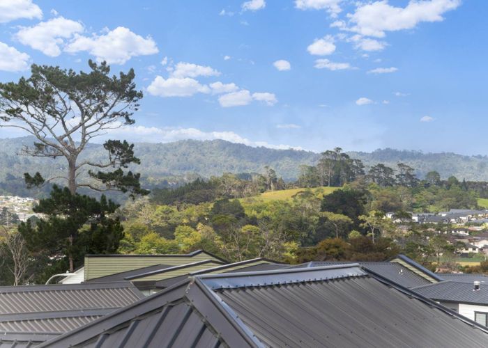  at 12 Kaimai Avenue, Massey, Waitakere City, Auckland