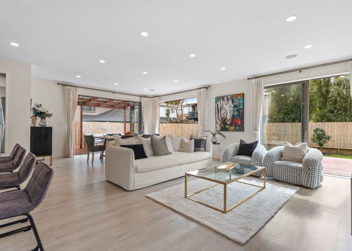  at 24 Loughros Place, Pinehill, North Shore City, Auckland