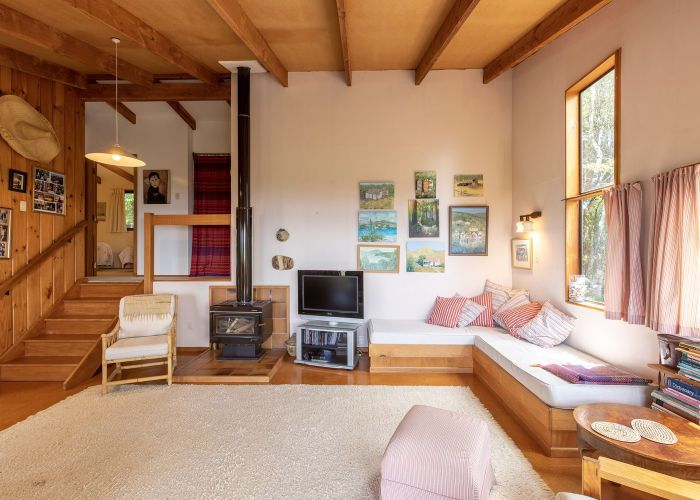  at 33 Hauraki Terrace, Pukawa Bay, Tūrangi