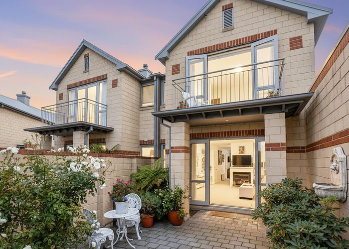  at 10 Waterford Avenue, Northwood , Christchurch City, Canterbury