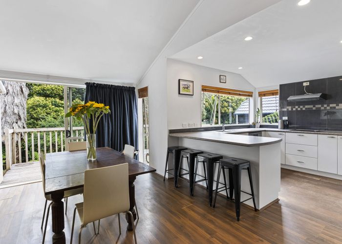  at 98b Gowing drive, Meadowbank, Auckland City, Auckland