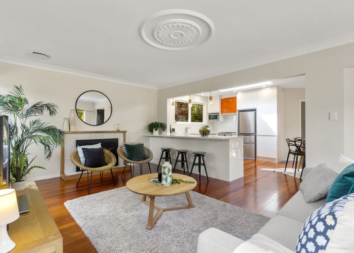  at 20 Daffodil Street, Titirangi, Auckland